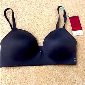 NWT Tommy John Second Skin Lightly Lined Wireless Bra Size 32D Black